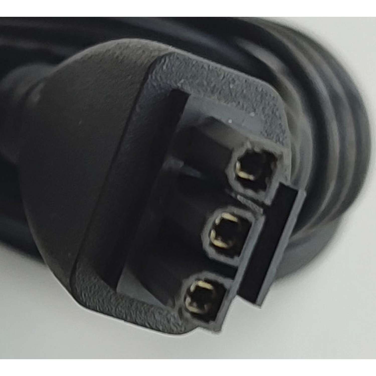 ADAPTADOR AC HP / NUMERO DE PARTE 0957-2304 / 3919964103LA / INPUT: 100-240 VAC 50/60HZ 0.9A / OUTPUT: 32-12 VDC - 1094 mA - 250 mA	 - Imagen 2